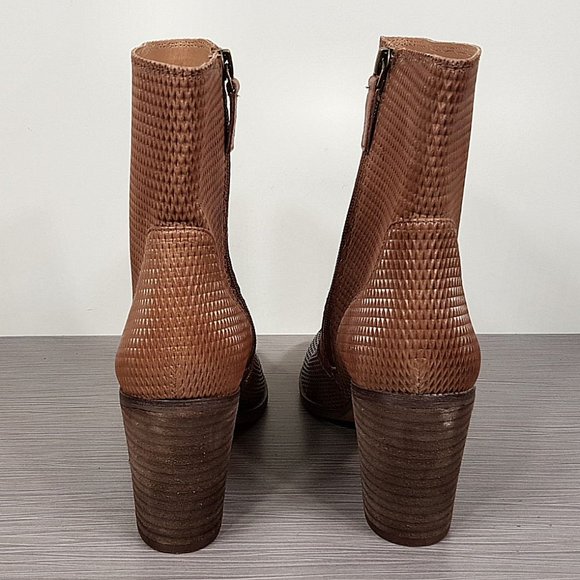 Hinge Daphne Bootie, Cognac Leather, Womens Size 7 - Picture 5 of 9